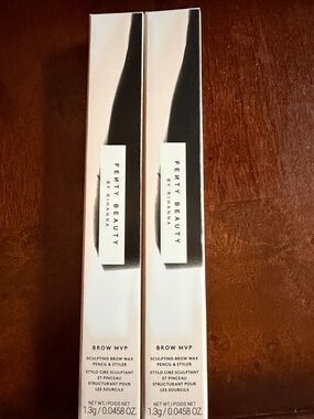 Fenty Beauty Brow MVP Sculpting Brow Wax Pencil & Styler - universal shade